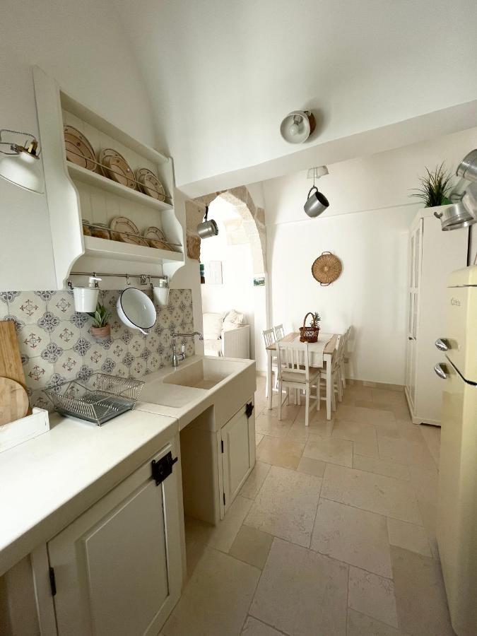 Tetti Bianchi - Deva'S Suite Home Остуни Екстериор снимка