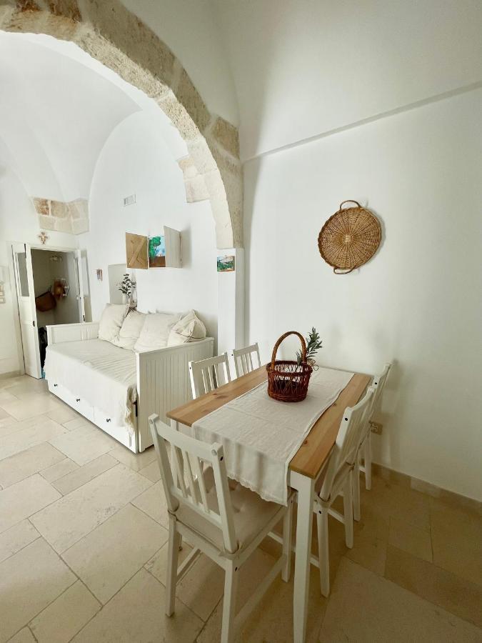 Tetti Bianchi - Deva'S Suite Home Остуни Екстериор снимка